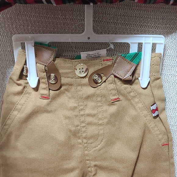 Staple Red and Green Button Down Shirt with Classic Plaid Design - Picture 6 of 8